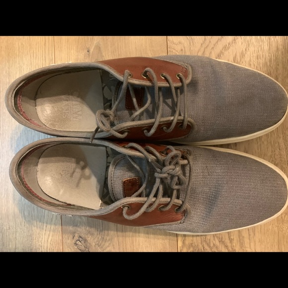 Vans size 10 - Picture 2 of 4